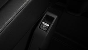 Peugeot e-Traveller 2020 года  (WW)